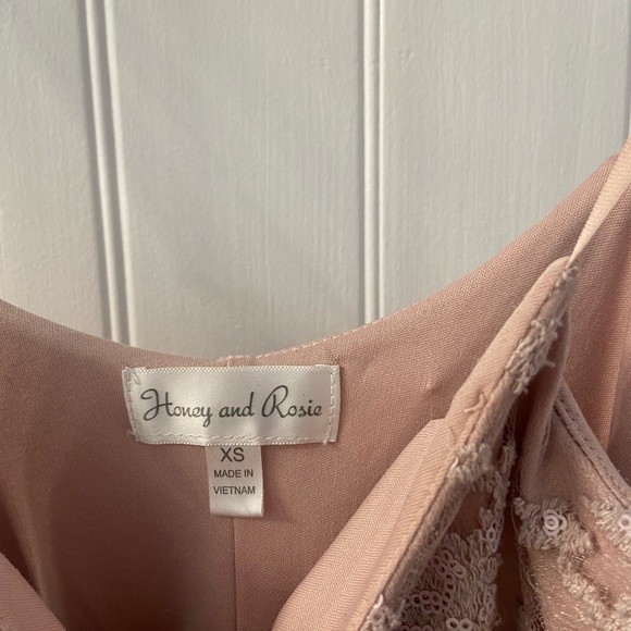 Dress - Picture 6 of 6